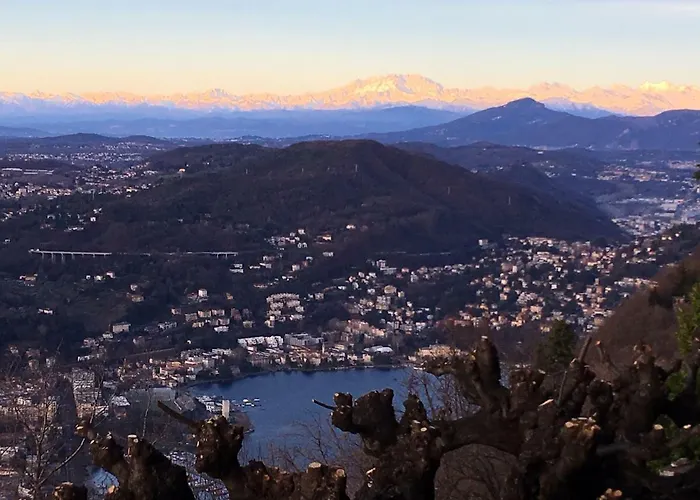 Casa Vacanze Como Brunate 아파트 *